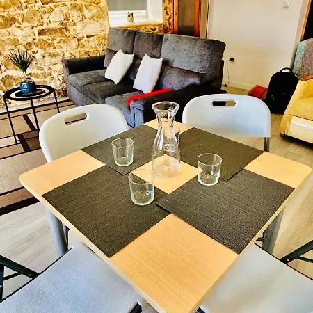 Refugio Carapita, Local Em