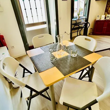 Refugio Carapita, Local Em * 오우렘