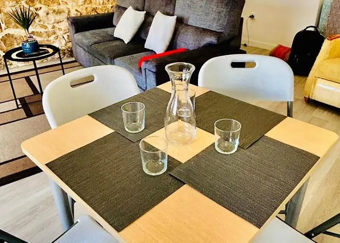 Refugio Carapita, Local Em