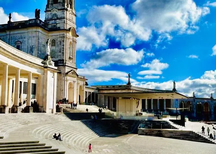 Refúgio Carapita, Local Em Ourém